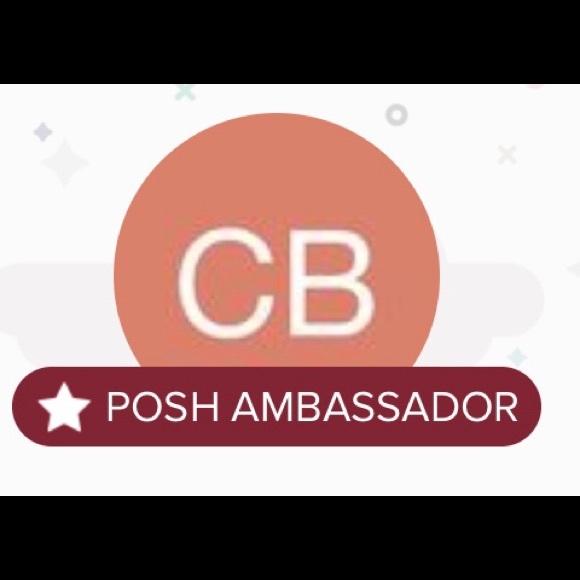 Meet your Posher, Cline 😍🧘🏻♀️☀️🏡🙏🏼 - Picture 3 of 16